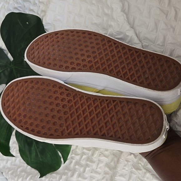 Vans Bright Yellow Slip-On Sneakers Casual Shoes - Picture 9 of 9